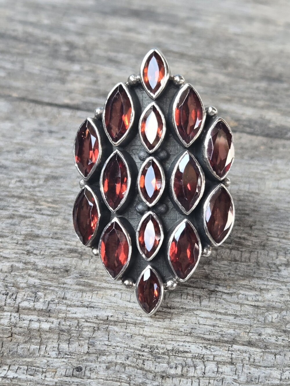 NICKY BUTLER RAJ LIMITED EDITION 925 Sterling Silver Mozambique Garnet Ring NB